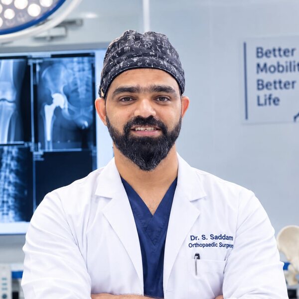 Dr. Syed Saddam, परामर्शदाता हाडजोर्नी र चोटपटक (ट्रमा) सर्जन